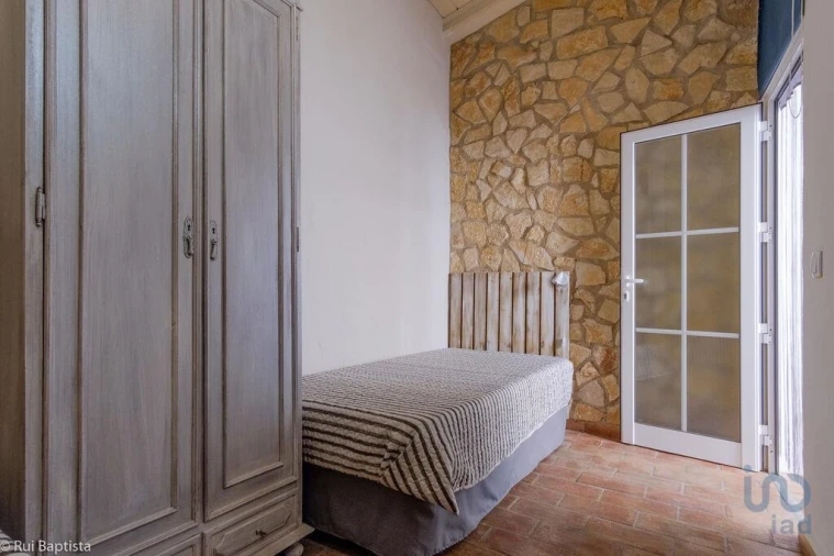 Moradia T2 para Venda em Guia Foto 12