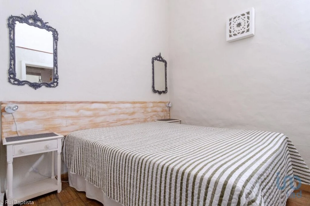 Moradia T2 para Venda em Guia Foto 4