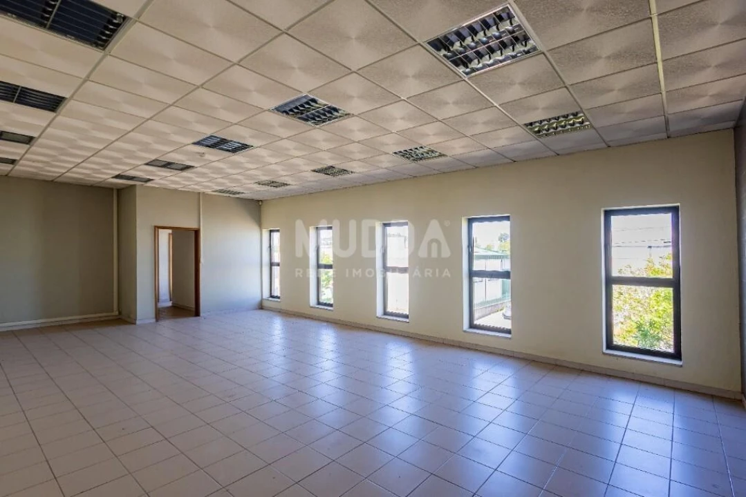 Armazém para Arrendamento em Oiã Foto 33