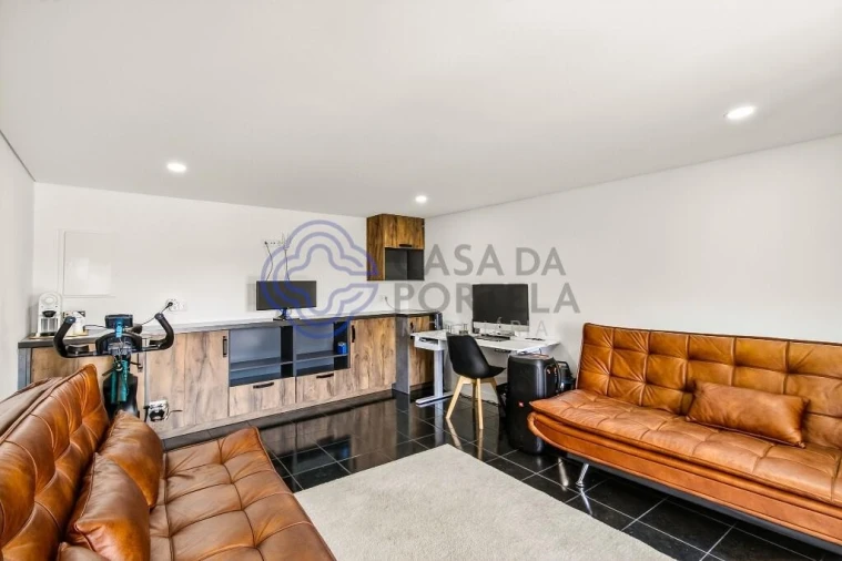 Moradia T3 para Venda em Sandim, Olival, Lever e Crestuma Foto 27