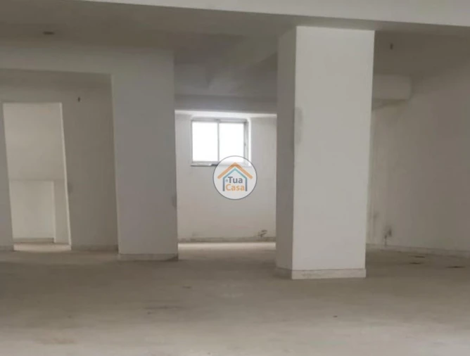 Loja para Arrendamento em Agualva e Mira-Sintra Foto 9