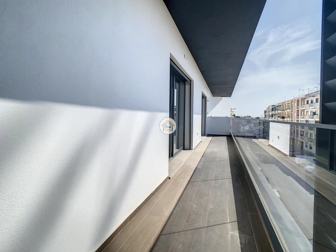 Apartamento T2 para Venda em Olhão Foto 13