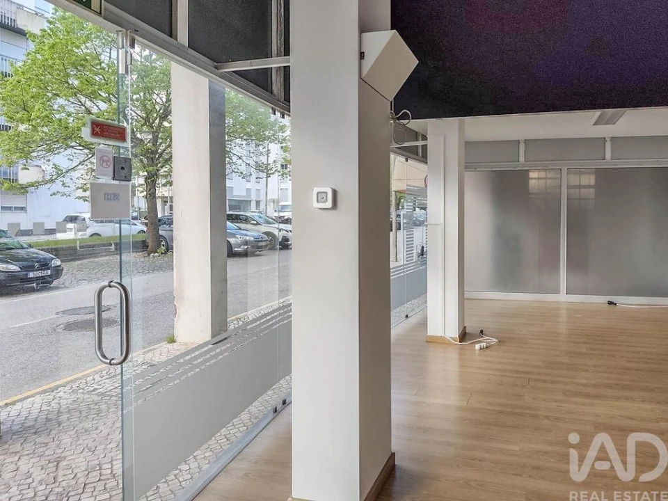 Loja para Venda em Marinha Grande Foto 4