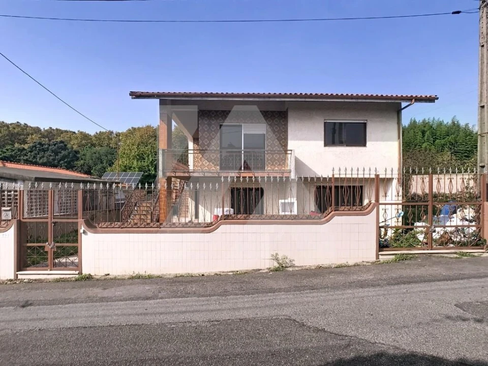 Moradia T3 para Venda em Santa Maria de Lamas Foto 22