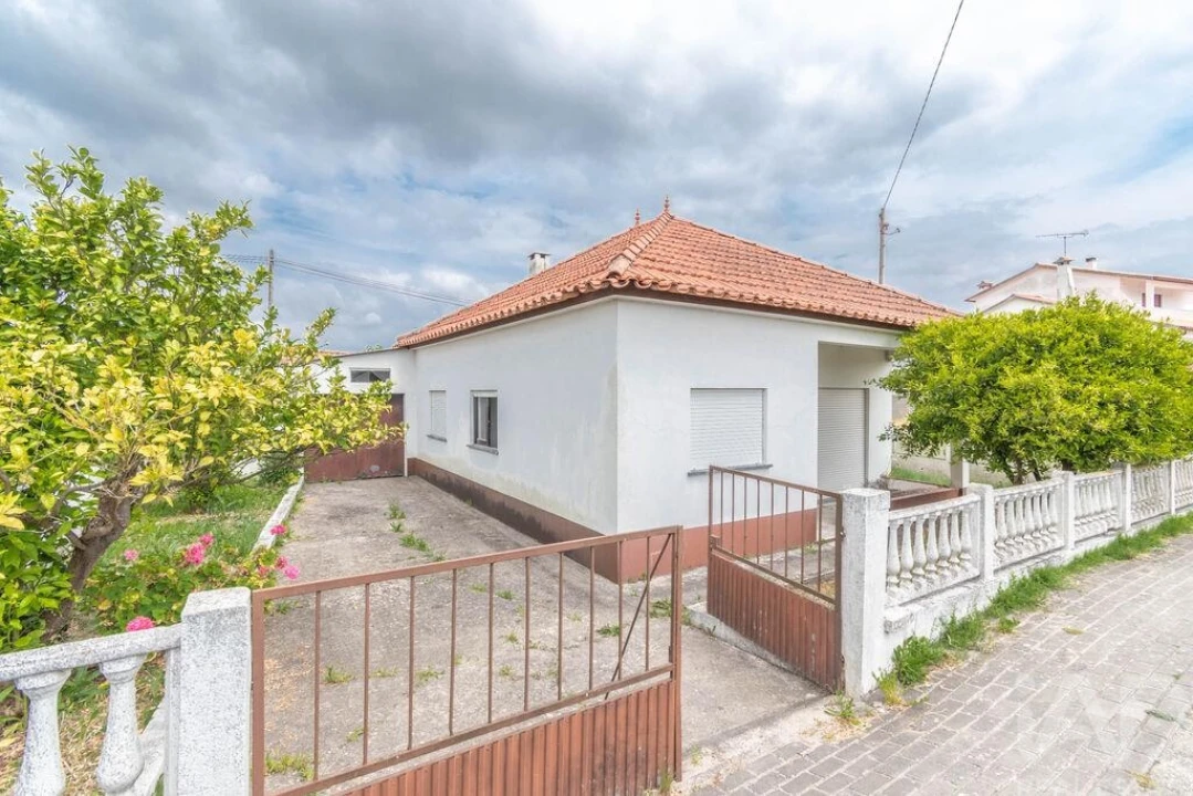 Moradia T3 para Venda em Maceira Foto 15