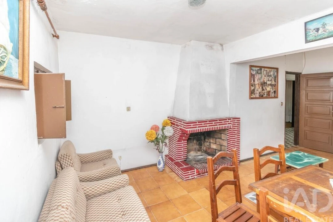 Moradia T3 para Venda em Maceira Foto 4