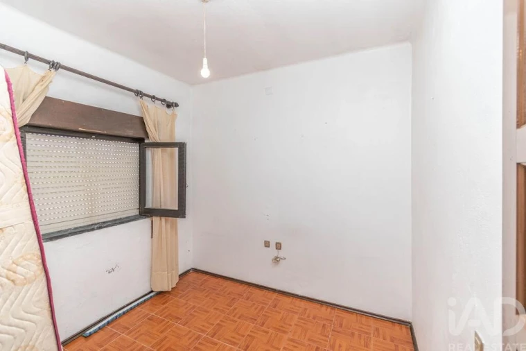 Moradia T3 para Venda em Maceira Foto 8