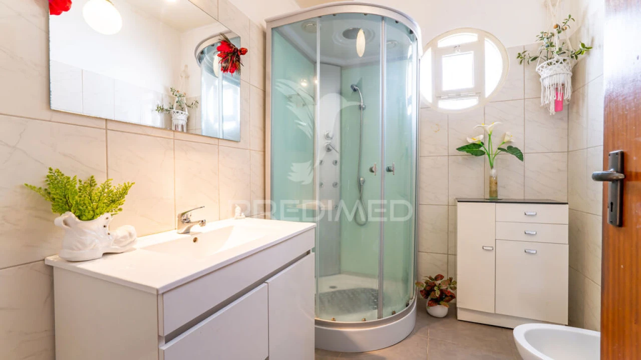 Moradia T3 para Venda em Funchal (São Pedro) Foto 12