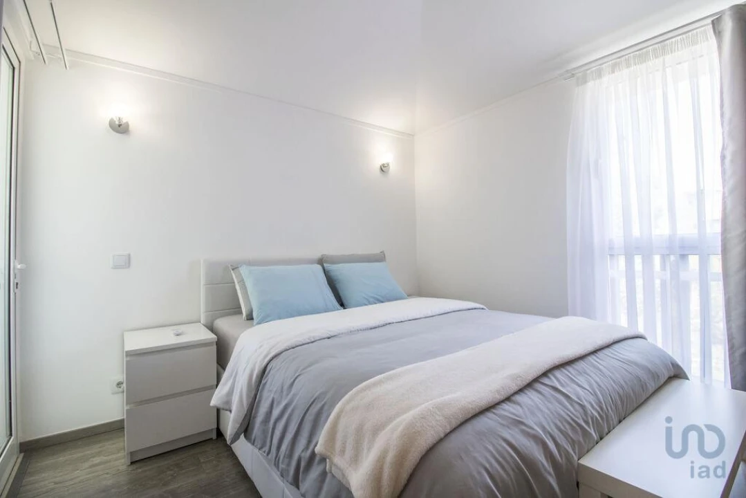 Apartamento T2 para Venda em Quarteira Foto 6