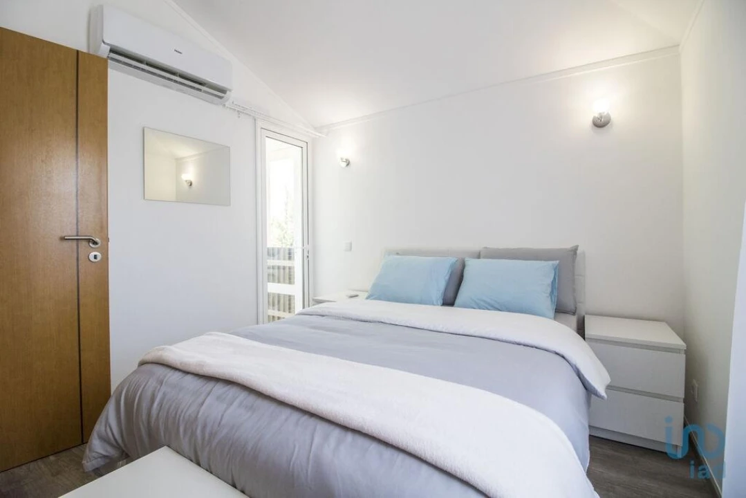 Apartamento T2 para Venda em Quarteira Foto 5