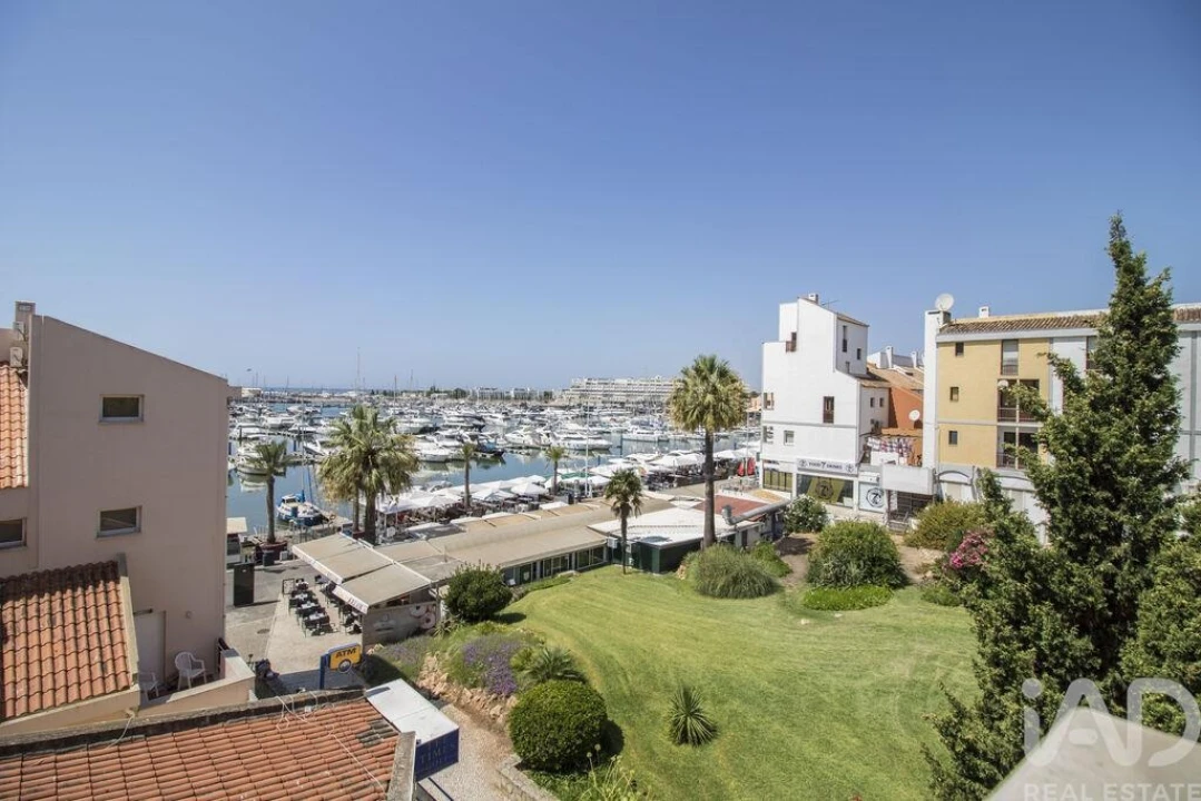 Apartamento T2 para Venda em Quarteira Foto 19