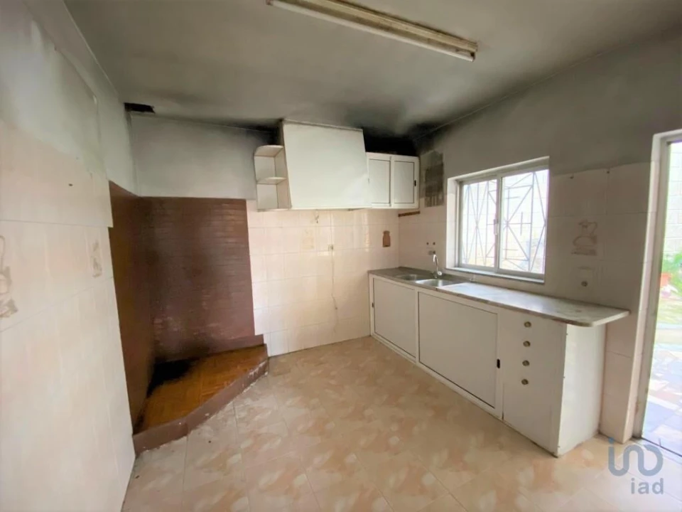 Moradia T2 para Venda em Sanfins do Douro Foto 12