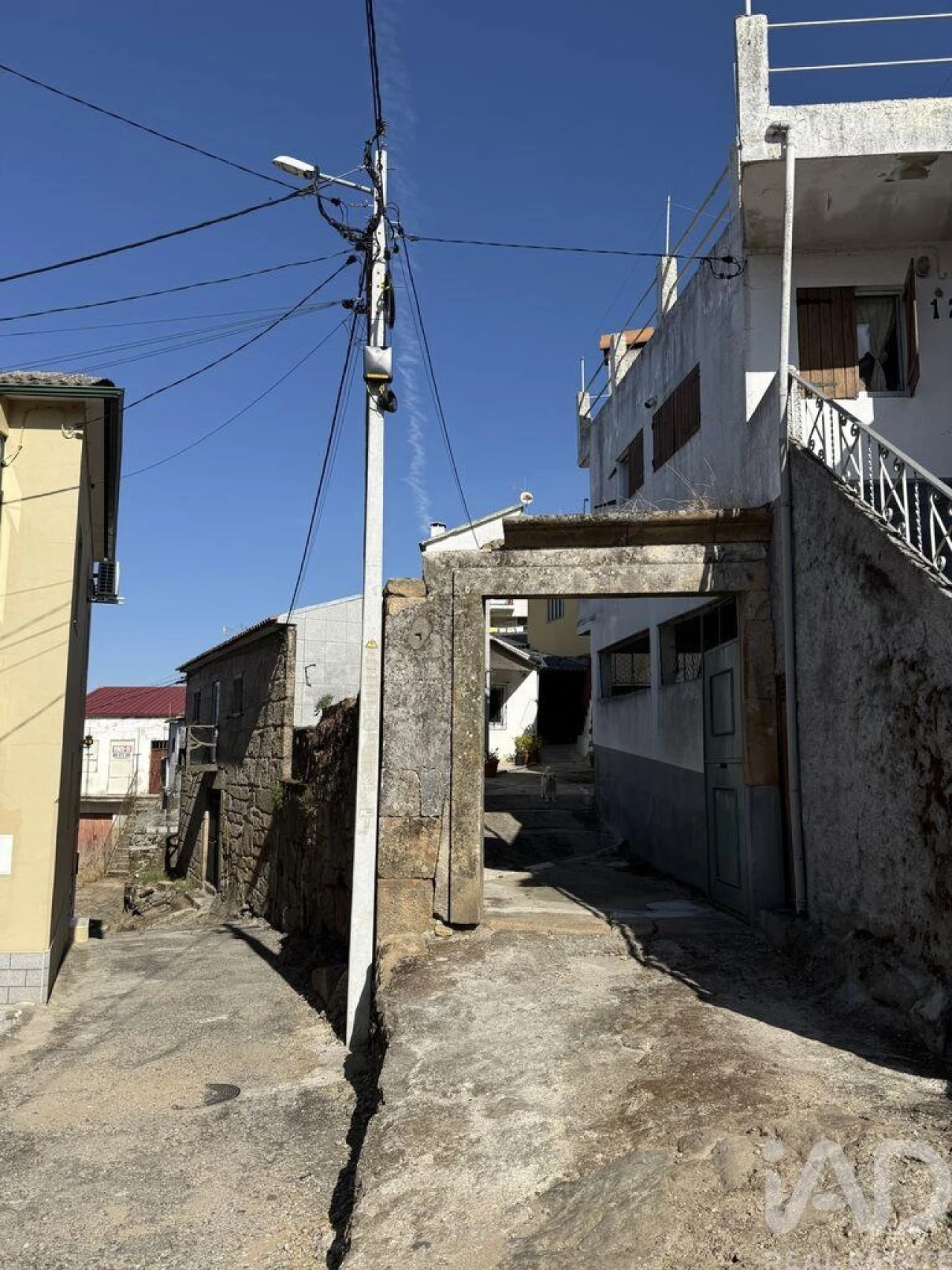 Moradia T2 para Venda em Sanfins do Douro Foto 27