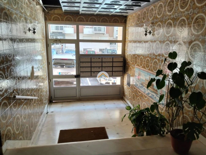 Apartamento T2 para Venda em Oeiras e São Julião da Barra, Paço de Arcos e Caxias Foto 1