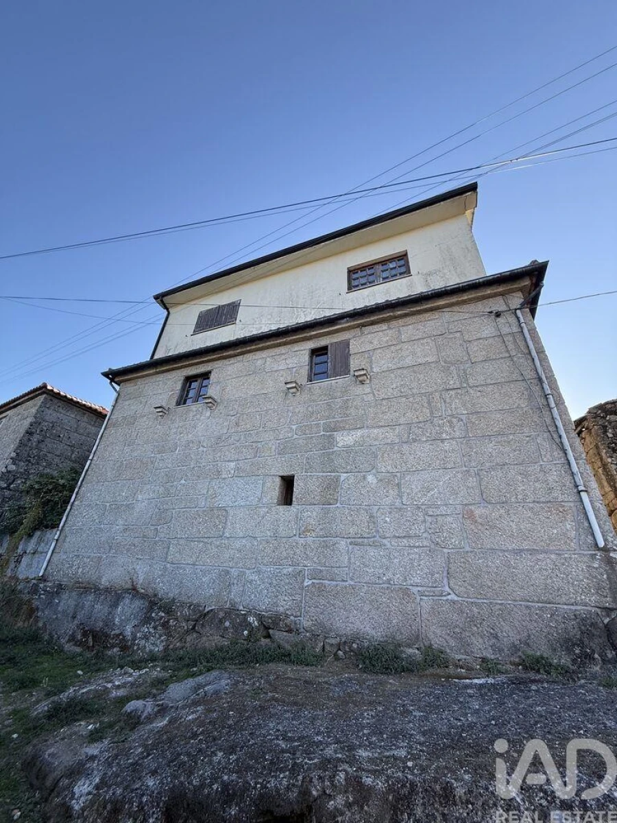 Moradia T5 para Venda em Telões Foto 24