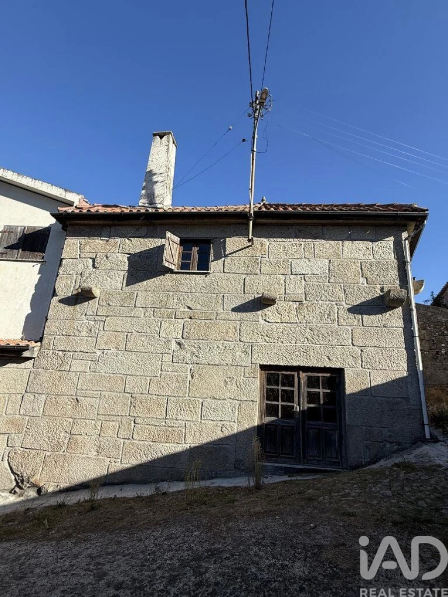 Moradia T5 para Venda em Telões Foto 22