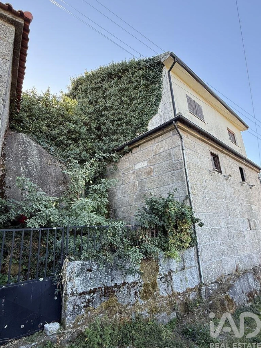 Moradia T5 para Venda em Telões Foto 25