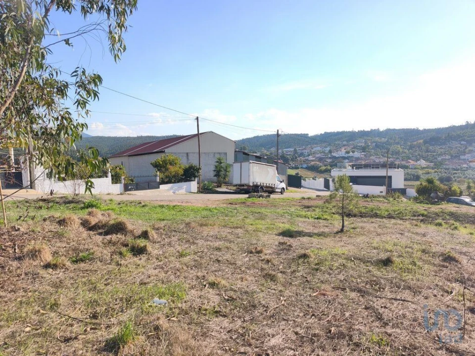 Terreno para Venda em Vila Nova de Monsarros Foto 1