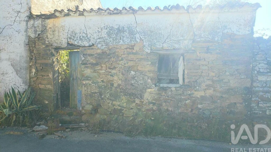 Moradia T4 para Venda em Cardigos Foto 4