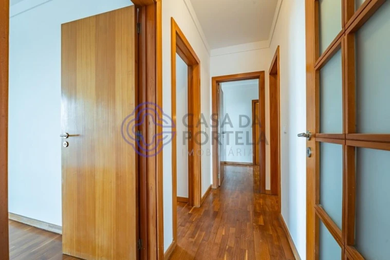 Apartamento T3 para Venda em Moreira Foto 21