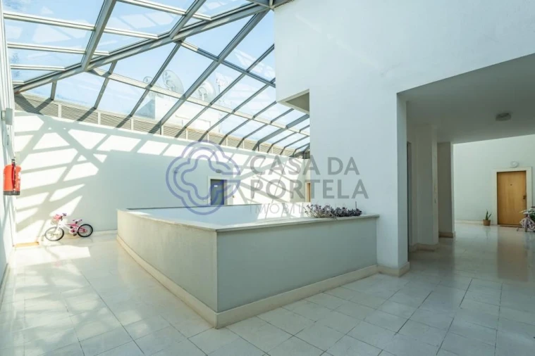 Apartamento T3 para Venda em Moreira Foto 7