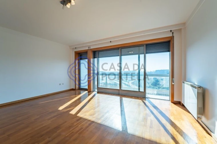 Apartamento T3 para Venda em Moreira Foto 14