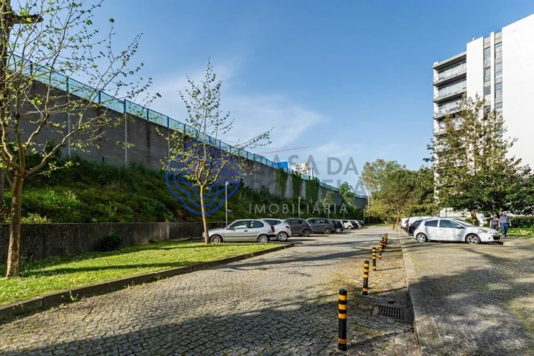 Apartamento T3 para Venda em Moreira Foto 4