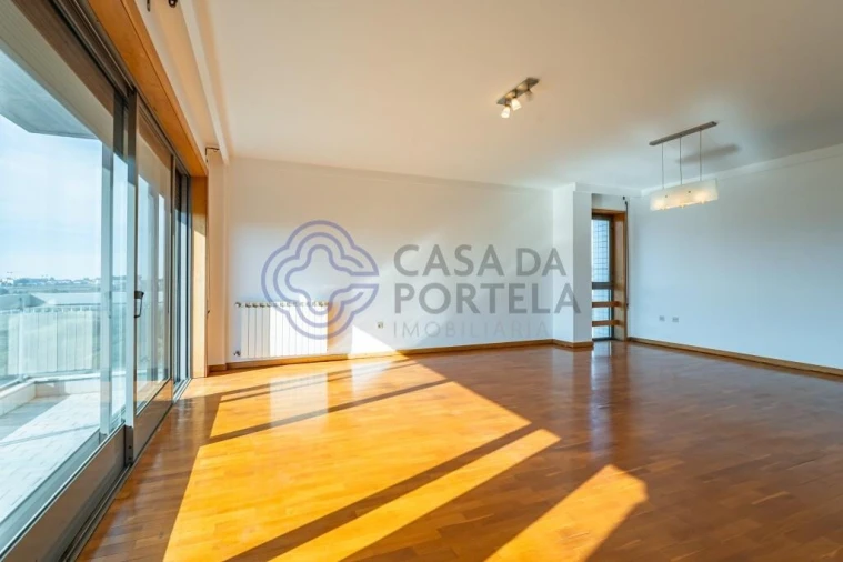 Apartamento T3 para Venda em Moreira Foto 13