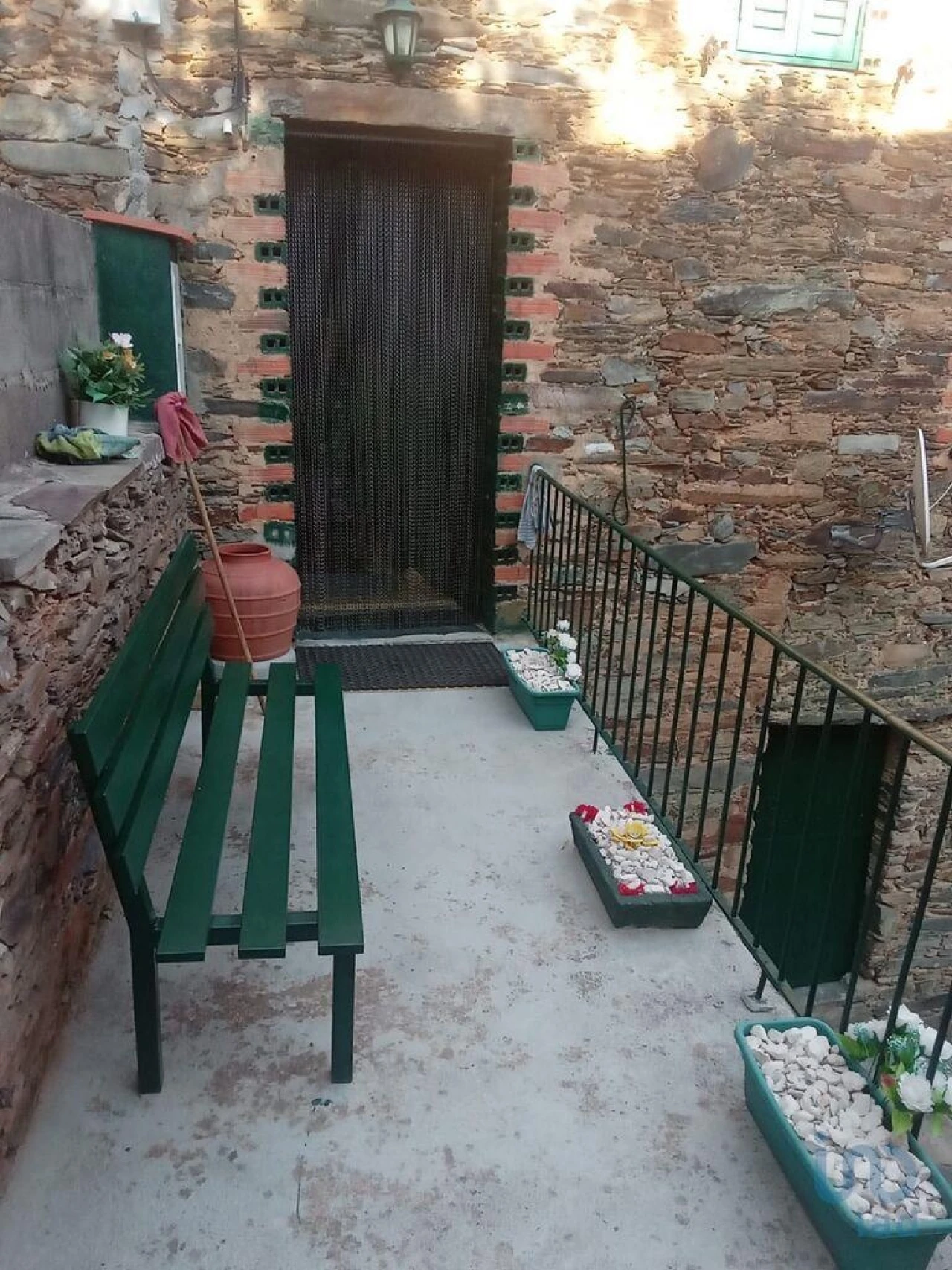 Moradia T2 para Venda em Sobreira Formosa e Alvito da Beira Foto 1