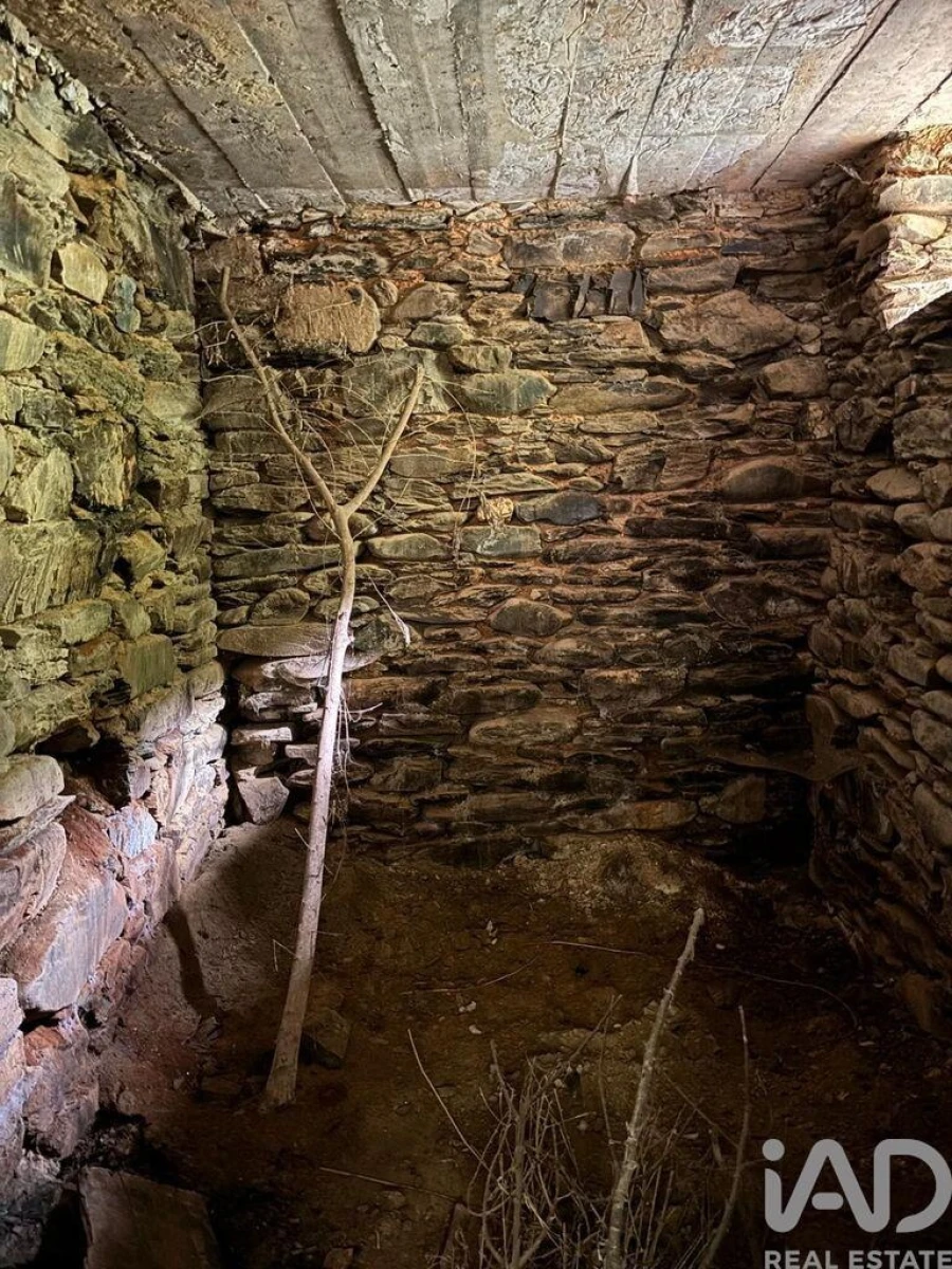 Moradia T2 para Venda em Sobreira Formosa e Alvito da Beira Foto 21