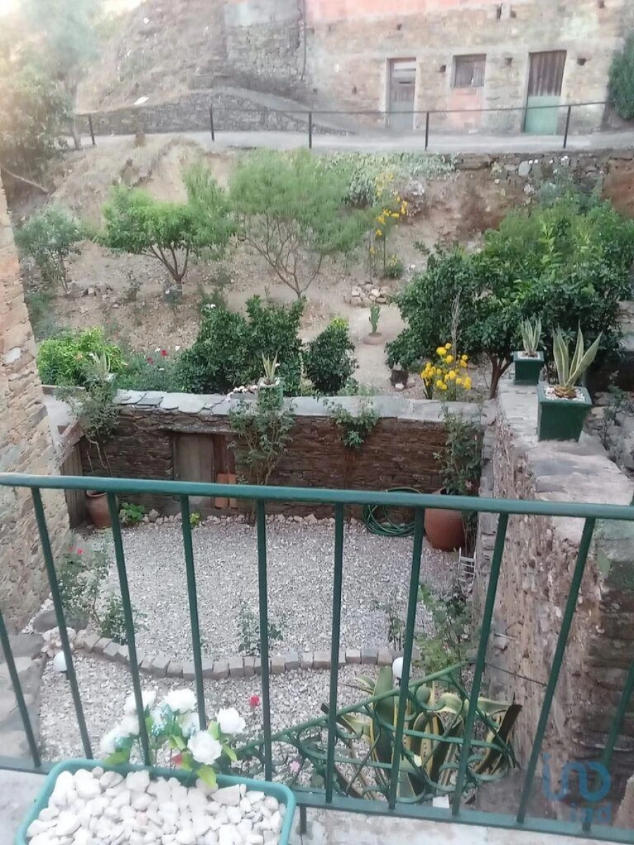 Moradia T2 para Venda em Sobreira Formosa e Alvito da Beira Foto 2