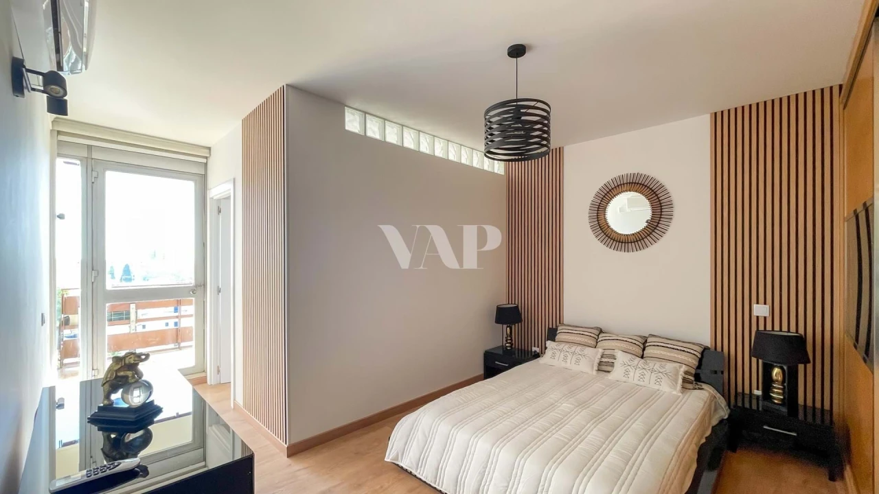Apartamento T2 para Venda em Quarteira Foto 4