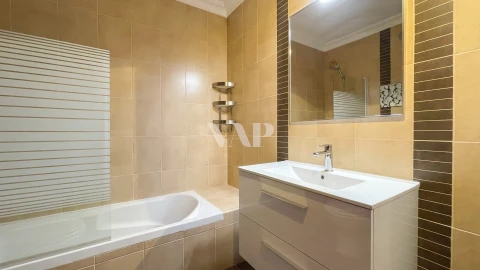 Apartamento T2 para Venda em Quarteira