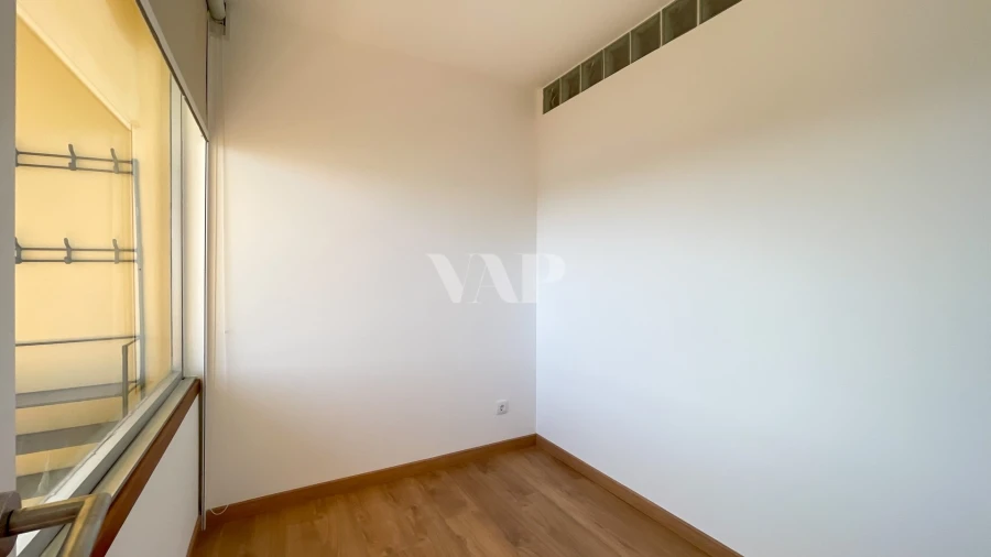 Apartamento T2 para Venda em Quarteira Foto 18