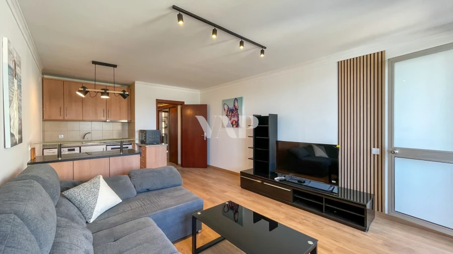 Apartamento T2 para Venda em Quarteira Foto 8