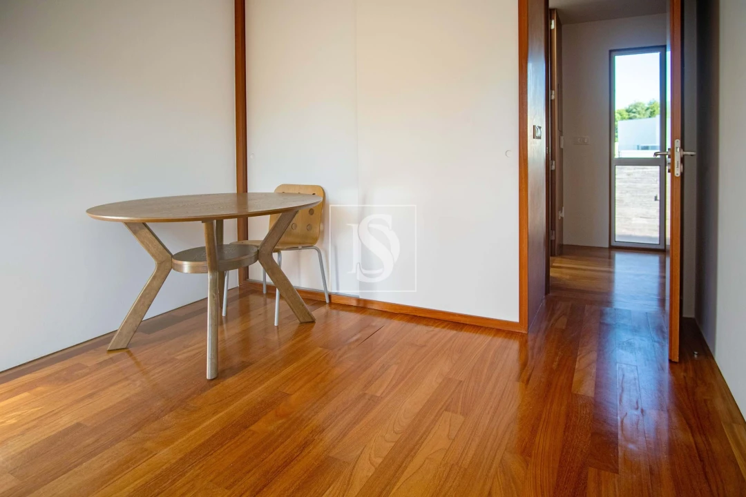 Moradia T4 para Venda em Pinheiro da Bemposta, Travanca e Palmaz Foto 26