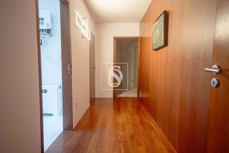 Moradia T4 para Venda em Pinheiro da Bemposta, Travanca e Palmaz Foto 6