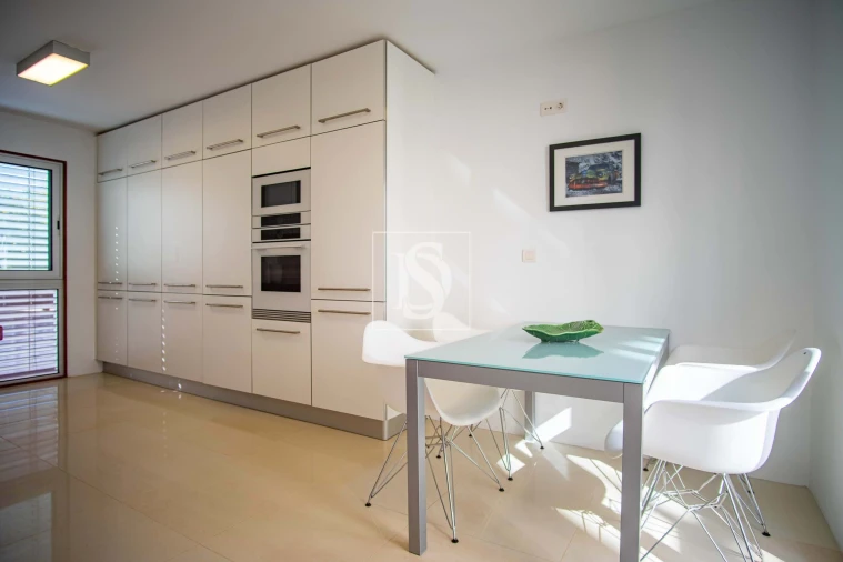 Moradia T4 para Venda em Pinheiro da Bemposta, Travanca e Palmaz Foto 17