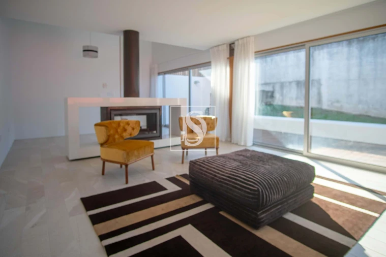 Moradia T4 para Venda em Pinheiro da Bemposta, Travanca e Palmaz Foto 11