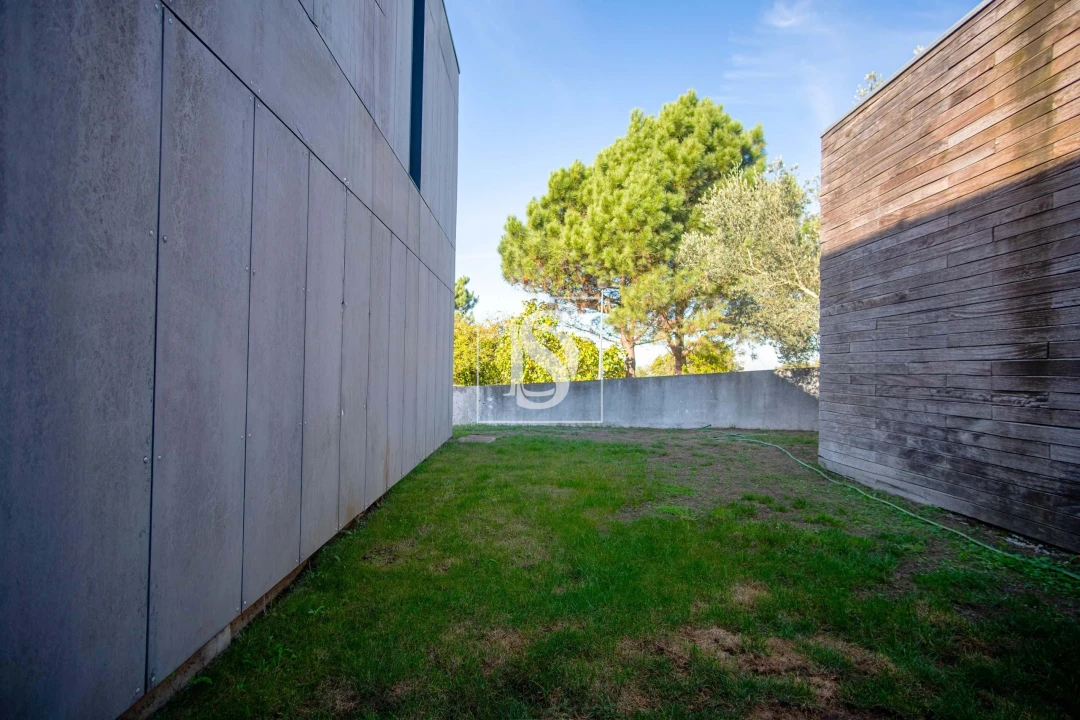 Moradia T4 para Venda em Pinheiro da Bemposta, Travanca e Palmaz Foto 32