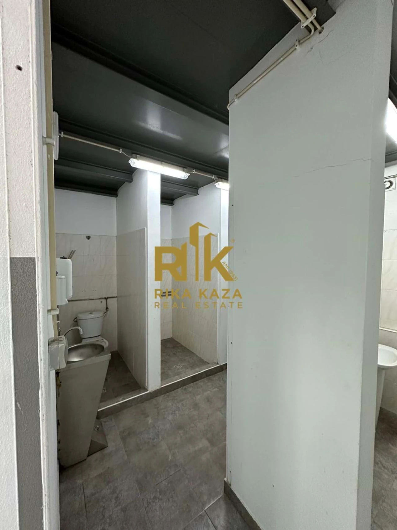 Negócio para Venda em Caniço Foto 12