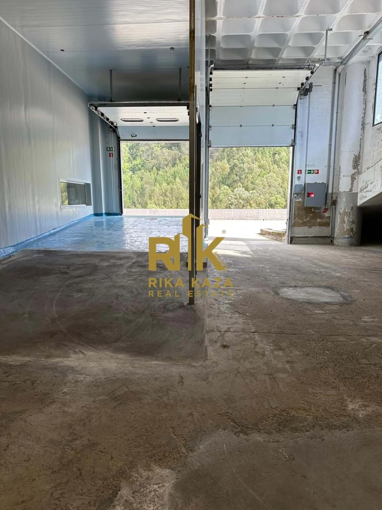 Negócio para Venda em Caniço Foto 3