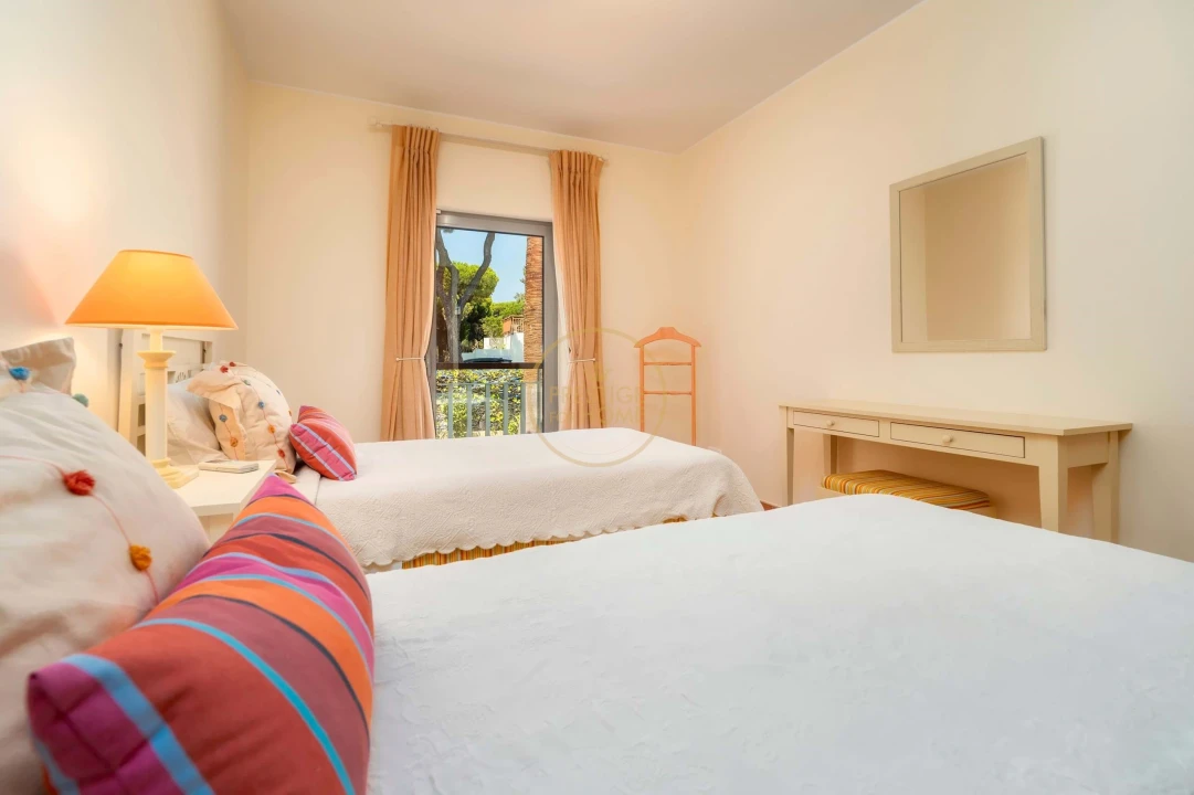 Moradia T3 para Arrendamento férias em Quarteira Foto 31