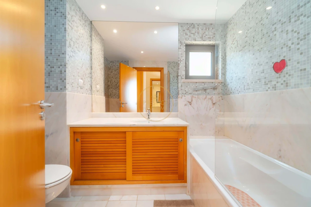 Moradia T3 para Arrendamento férias em Quarteira Foto 45