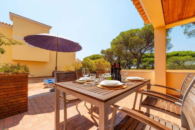 Moradia T3 para Arrendamento férias em Quarteira Foto 70