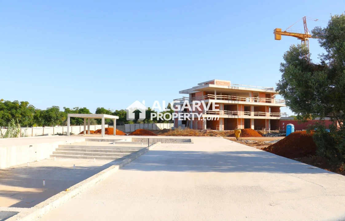 Apartamento T2 para Venda em Quarteira Foto 5