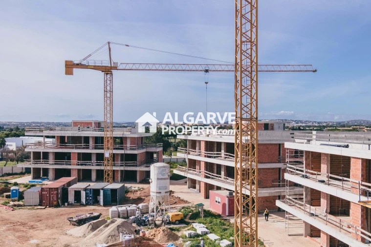 Apartamento T3 para Venda em Quarteira Foto 17