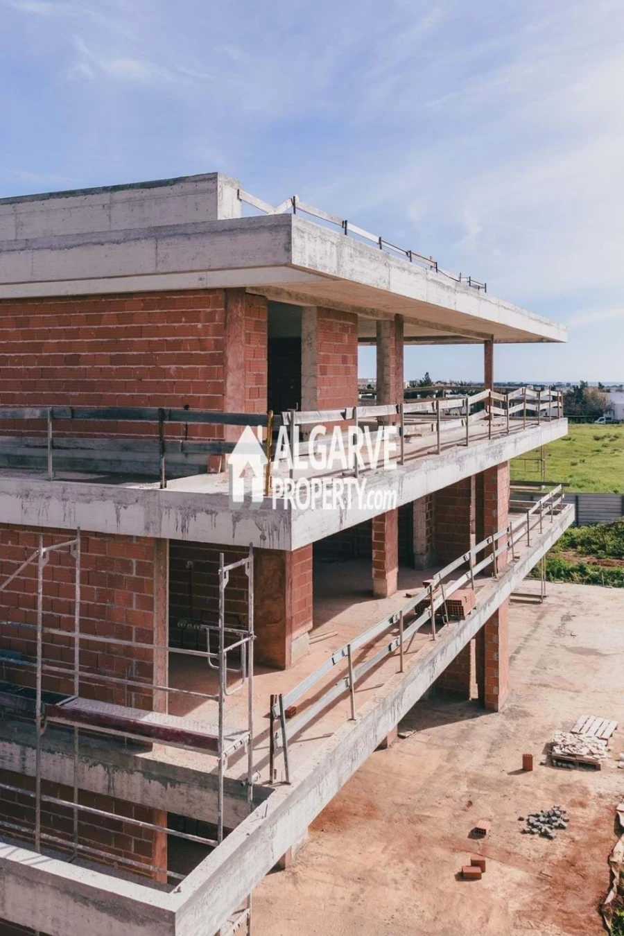 Apartamento T4 para Venda em Quarteira Foto 7