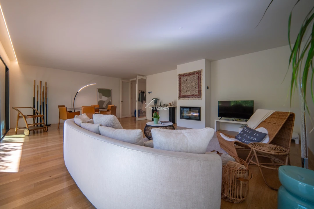 Apartamento T2 para Arrendamento em Ramalde Foto 8