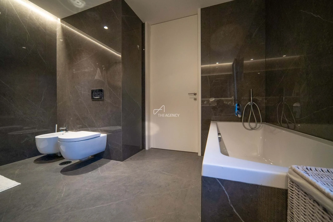 Apartamento T2 para Arrendamento em Ramalde Foto 19